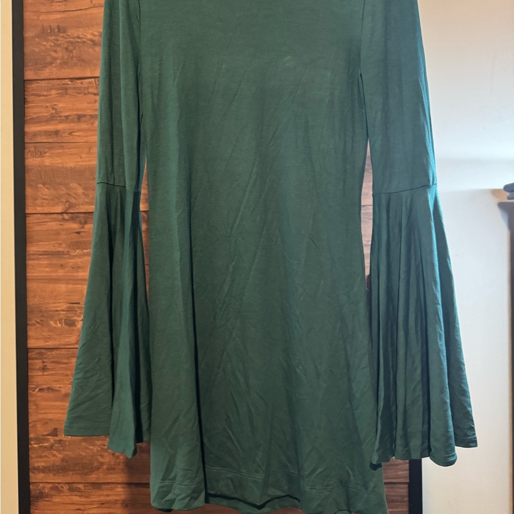 NWOT FREE People Green Long Sleeve Dress with Flared Sleeves - Picture 1 of 3